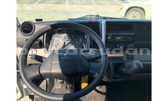 Buy Import Mitsubishi Carisma White Car in Import - Dubai in Al Jazirah State Buy Import Mitsubishi Carisma White Car in Import - Dubai in Al Jazirah State