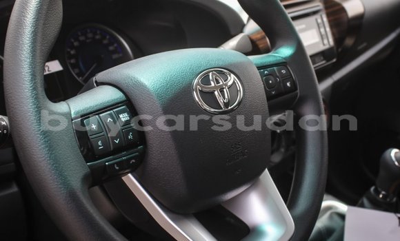 Buy Import Toyota Hilux White Car in Import - Dubai in Al Jazirah State Buy Import Toyota Hilux White Car in Import - Dubai in Al Jazirah State