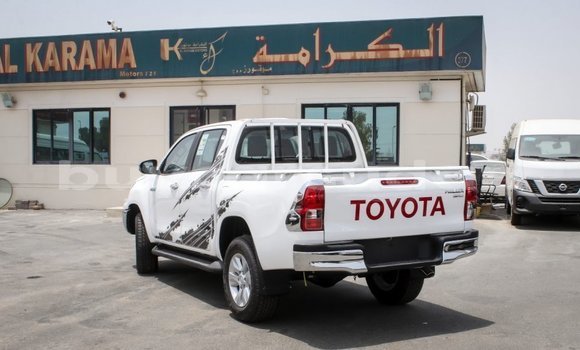 Buy Import Toyota Hilux White Car in Import - Dubai in Al Jazirah State Buy Import Toyota Hilux White Car in Import - Dubai in Al Jazirah State