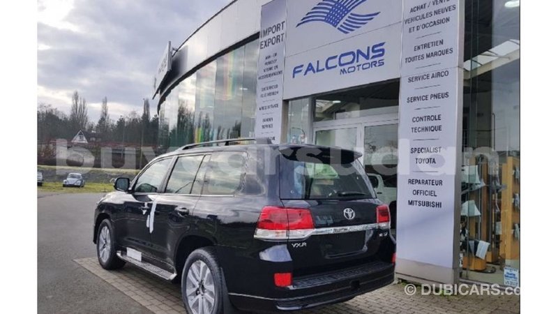 Big with watermark toyota land cruiser al jazirah state import dubai 2656