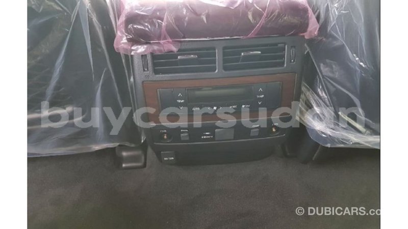 Big with watermark toyota land cruiser al jazirah state import dubai 2656