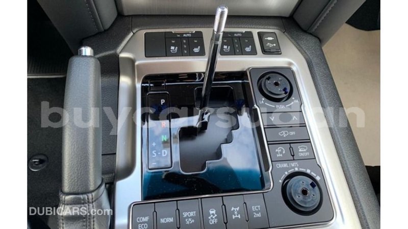 Big with watermark toyota land cruiser al jazirah state import dubai 2656