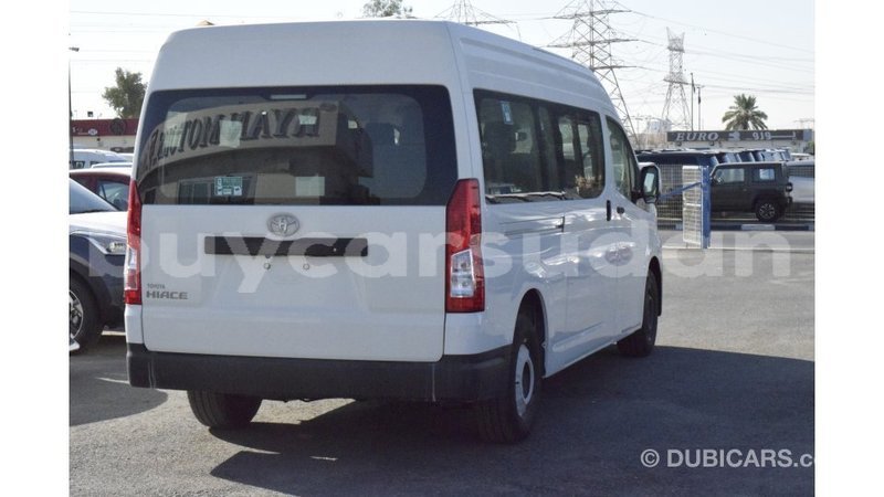 Big with watermark toyota hiace al jazirah state import dubai 2661