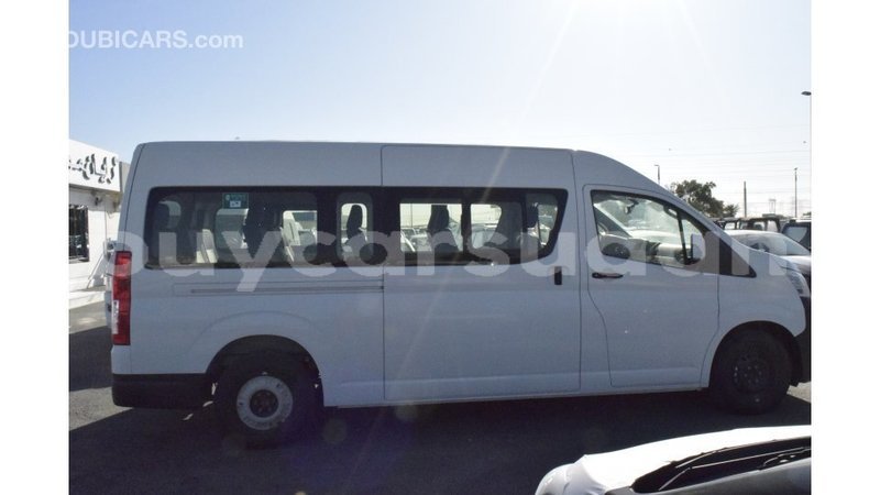 Big with watermark toyota hiace al jazirah state import dubai 2661