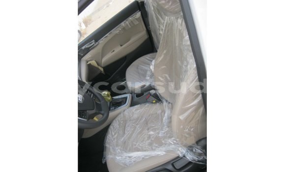 Buy Import Hyundai Elantra White Car in Import - Dubai in Al Jazirah State Buy Import Hyundai Elantra White Car in Import - Dubai in Al Jazirah State