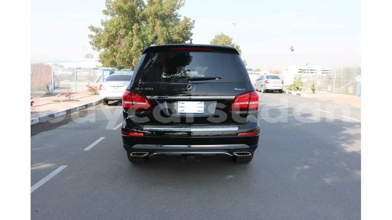 Big with watermark mercedes benz 190 al jazirah state import dubai 2665