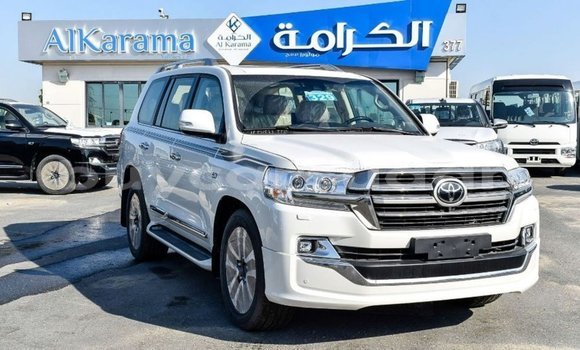 Buy Import Toyota Land Cruiser White Car in Import - Dubai in Al Jazirah State Buy Import Toyota Land Cruiser White Car in Import - Dubai in Al Jazirah State