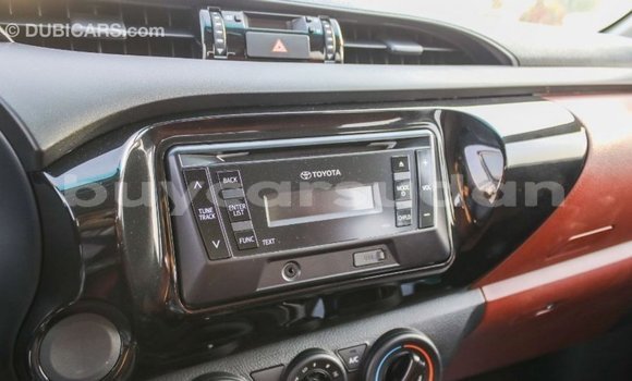 Buy Import Toyota Hilux White Car in Import - Dubai in Al Jazirah State Buy Import Toyota Hilux White Car in Import - Dubai in Al Jazirah State