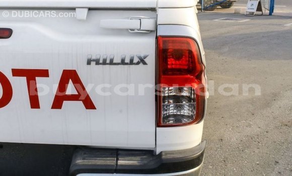 Buy Import Toyota Hilux White Car in Import - Dubai in Al Jazirah State Buy Import Toyota Hilux White Car in Import - Dubai in Al Jazirah State