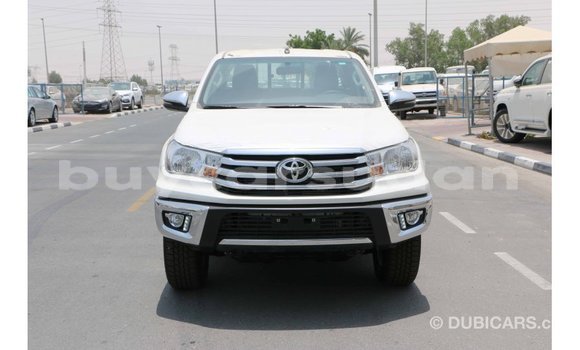 Buy Import Toyota Hilux White Car in Import - Dubai in Al Jazirah State Buy Import Toyota Hilux White Car in Import - Dubai in Al Jazirah State