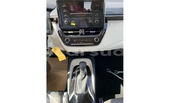 Acheter Import Voiture Toyota Corolla Blanc à Import - Dubai, État d'Al Jazirah Acheter Import Voiture Toyota Corolla Blanc à Import - Dubai, État d'Al Jazirah