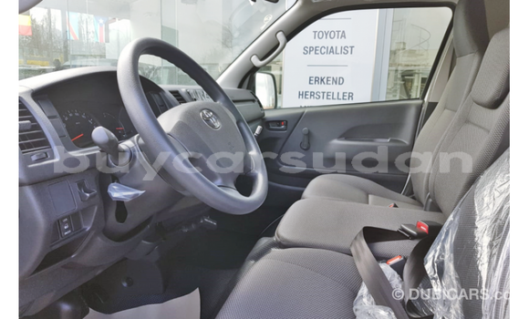 Buy Import Toyota Hiace White Car in Import - Dubai in Al Jazirah State Buy Import Toyota Hiace White Car in Import - Dubai in Al Jazirah State