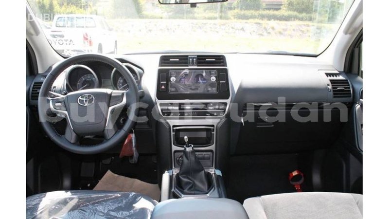Big with watermark toyota prado al jazirah state import dubai 2689
