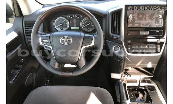 Acheter Import Voiture Toyota Land Cruiser Noir à Import - Dubai, État d'Al Jazirah Acheter Import Voiture Toyota Land Cruiser Noir à Import - Dubai, État d'Al Jazirah