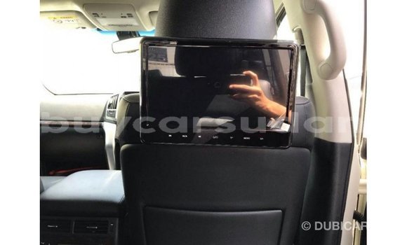 Buy Import Toyota Land Cruiser White Car in Import - Dubai in Al Jazirah State Buy Import Toyota Land Cruiser White Car in Import - Dubai in Al Jazirah State