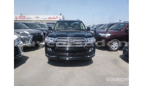 Acheter Import Voiture Toyota Land Cruiser Noir à Import - Dubai, État d'Al Jazirah Acheter Import Voiture Toyota Land Cruiser Noir à Import - Dubai, État d'Al Jazirah
