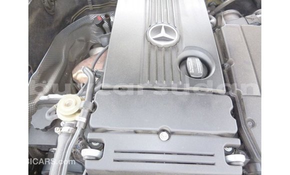 Acheter Import Voiture Mercedes-Benz 200 Bleu à Import - Dubai, État d'Al Jazirah Acheter Import Voiture Mercedes-Benz 200 Bleu à Import - Dubai, État d'Al Jazirah