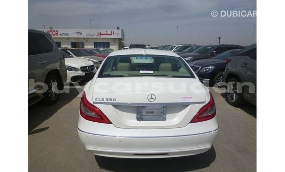 Buy Import Mercedes-Benz 190 White Car in Import - Dubai in Al Jazirah State Buy Import Mercedes-Benz 190 White Car in Import - Dubai in Al Jazirah State