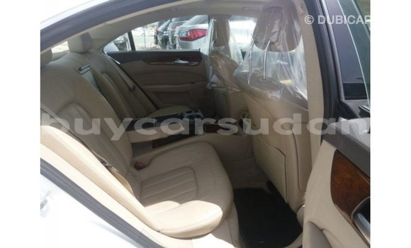 Buy Import Mercedes-Benz 190 White Car in Import - Dubai in Al Jazirah State Buy Import Mercedes-Benz 190 White Car in Import - Dubai in Al Jazirah State
