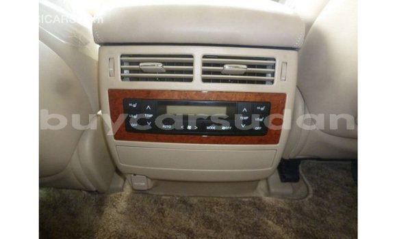 Buy Import Toyota Land Cruiser White Car in Import - Dubai in Al Jazirah State Buy Import Toyota Land Cruiser White Car in Import - Dubai in Al Jazirah State