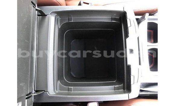 Acheter Import Voiture Toyota Land Cruiser Noir à Import - Dubai, État d'Al Jazirah Acheter Import Voiture Toyota Land Cruiser Noir à Import - Dubai, État d'Al Jazirah