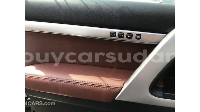 Big with watermark toyota land cruiser al jazirah state import dubai 2717