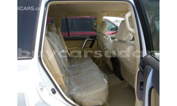 Buy Import Toyota Prado White Car in Import - Dubai in Al Jazirah State Buy Import Toyota Prado White Car in Import - Dubai in Al Jazirah State