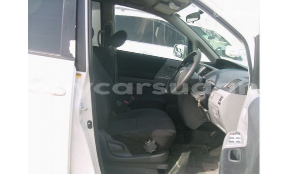 Buy Import Toyota Noah White Car in Import - Dubai in Al Jazirah State Buy Import Toyota Noah White Car in Import - Dubai in Al Jazirah State