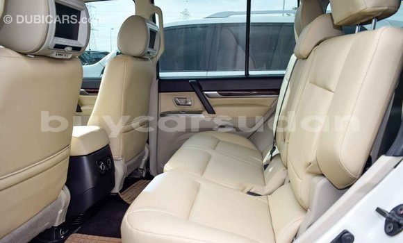 Buy Import Mitsubishi Pajero White Car in Import - Dubai in Al Jazirah State Buy Import Mitsubishi Pajero White Car in Import - Dubai in Al Jazirah State