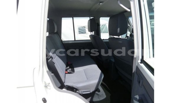 Buy Import Toyota Land Cruiser White Car in Import - Dubai in Al Jazirah State Buy Import Toyota Land Cruiser White Car in Import - Dubai in Al Jazirah State