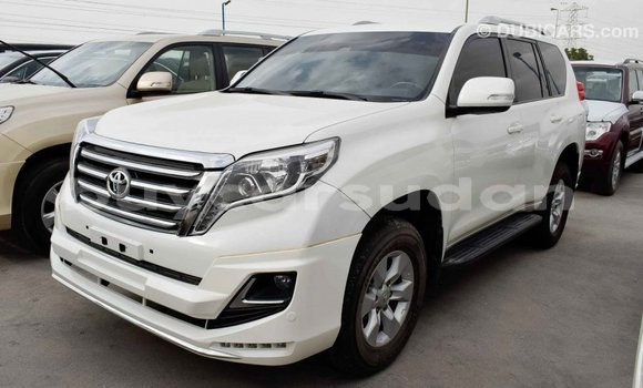 Acheter Import Voiture Toyota Prado Blanc à Import - Dubai, État d'Al Jazirah Acheter Import Voiture Toyota Prado Blanc à Import - Dubai, État d'Al Jazirah