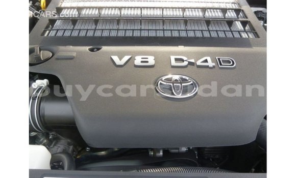 Buy Import Toyota Land Cruiser Blue Car in Import - Dubai in Al Jazirah State Buy Import Toyota Land Cruiser Blue Car in Import - Dubai in Al Jazirah State