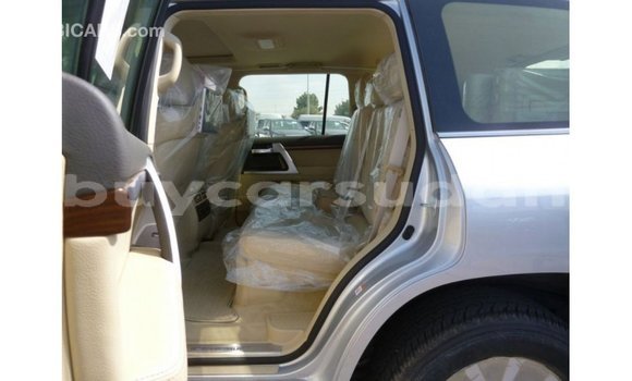 Buy Import Toyota Land Cruiser Other Car in Import - Dubai in Al Jazirah State Buy Import Toyota Land Cruiser Other Car in Import - Dubai in Al Jazirah State