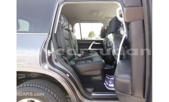 Buy Import Toyota Land Cruiser Other Car in Import - Dubai in Al Jazirah State Buy Import Toyota Land Cruiser Other Car in Import - Dubai in Al Jazirah State