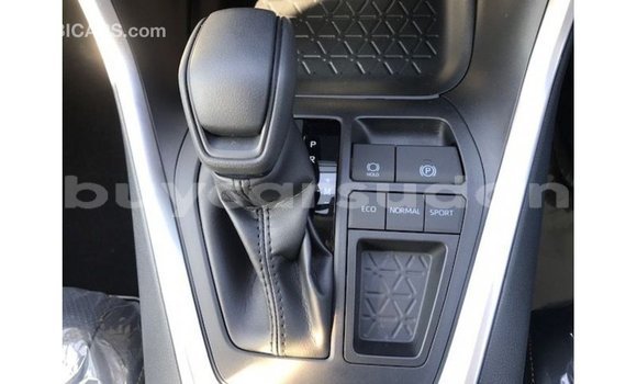 Buy Import Toyota HiAce Other Truck in Import - Dubai in Al Jazirah State Buy Import Toyota HiAce Other Truck in Import - Dubai in Al Jazirah State