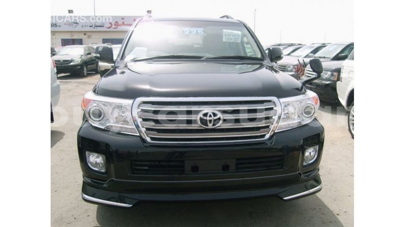Big with watermark toyota land cruiser al jazirah state import dubai 2763