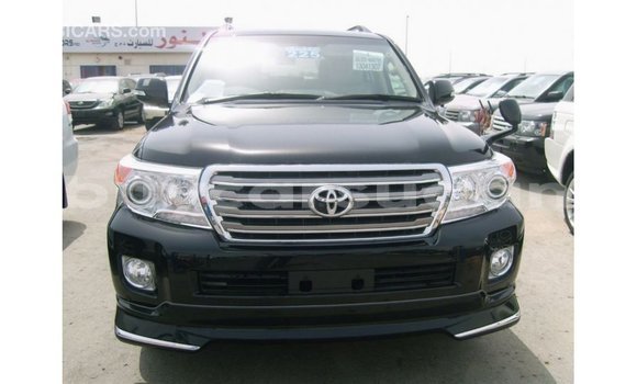 Acheter Import Voiture Toyota Land Cruiser Noir à Import - Dubai, État d'Al Jazirah Acheter Import Voiture Toyota Land Cruiser Noir à Import - Dubai, État d'Al Jazirah