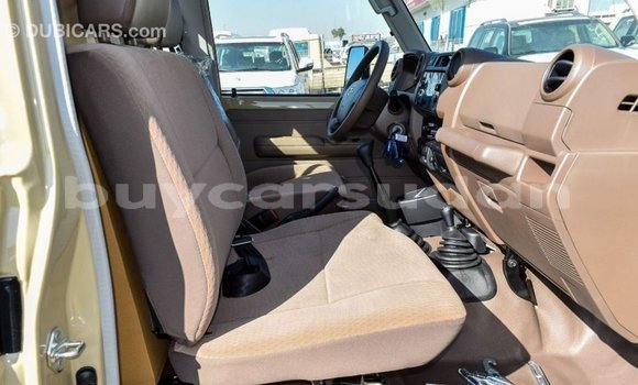 Buy Import Toyota Land Cruiser Beige Car in Import - Dubai in Al Jazirah State Buy Import Toyota Land Cruiser Beige Car in Import - Dubai in Al Jazirah State
