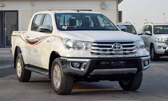 Buy Import Toyota Hilux White Car in Import - Dubai in Al Jazirah State Buy Import Toyota Hilux White Car in Import - Dubai in Al Jazirah State