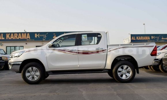 Buy Import Toyota Hilux White Car in Import - Dubai in Al Jazirah State Buy Import Toyota Hilux White Car in Import - Dubai in Al Jazirah State
