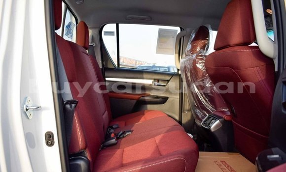 Buy Import Toyota Hilux White Car in Import - Dubai in Al Jazirah State Buy Import Toyota Hilux White Car in Import - Dubai in Al Jazirah State