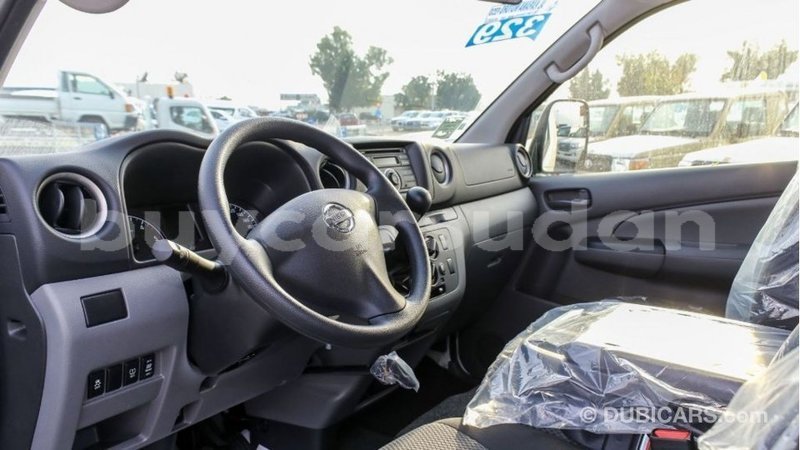 Big with watermark nissan urvan al jazirah state import dubai 2783