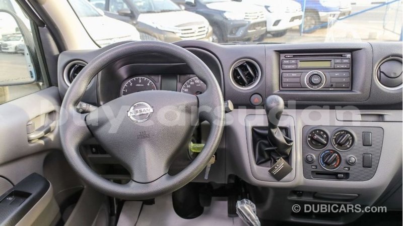 Big with watermark nissan urvan al jazirah state import dubai 2783