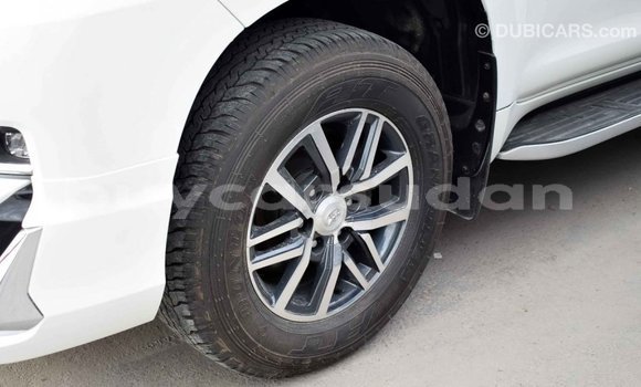 Buy Import Toyota Prado White Car in Import - Dubai in Al Jazirah State Buy Import Toyota Prado White Car in Import - Dubai in Al Jazirah State