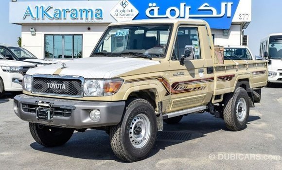 Buy Import Toyota Land Cruiser Beige Car in Import - Dubai in Al Jazirah State Buy Import Toyota Land Cruiser Beige Car in Import - Dubai in Al Jazirah State