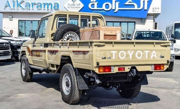 Buy Import Toyota Land Cruiser Beige Car in Import - Dubai in Al Jazirah State Buy Import Toyota Land Cruiser Beige Car in Import - Dubai in Al Jazirah State