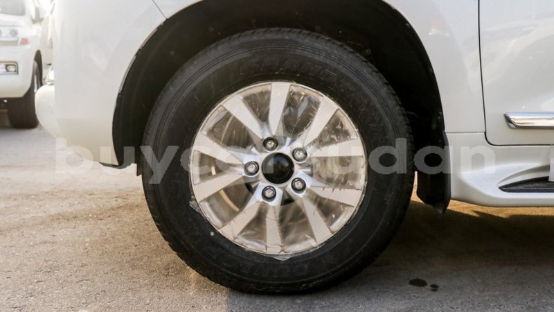 Big with watermark toyota land cruiser al jazirah state import dubai 2790