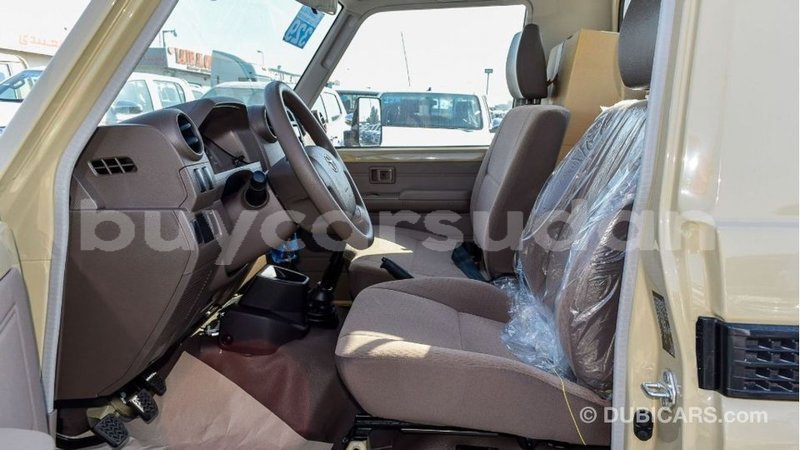 Big with watermark toyota land cruiser al jazirah state import dubai 2791