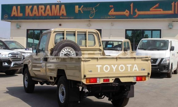 Buy Import Toyota Land Cruiser Beige Car in Import - Dubai in Al Jazirah State Buy Import Toyota Land Cruiser Beige Car in Import - Dubai in Al Jazirah State