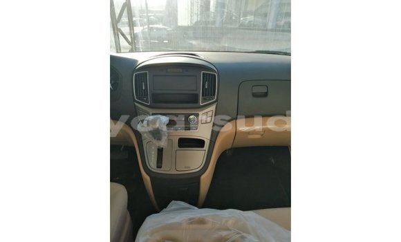 Buy Import Hyundai Accent White Car in Import - Dubai in Al Jazirah State Buy Import Hyundai Accent White Car in Import - Dubai in Al Jazirah State
